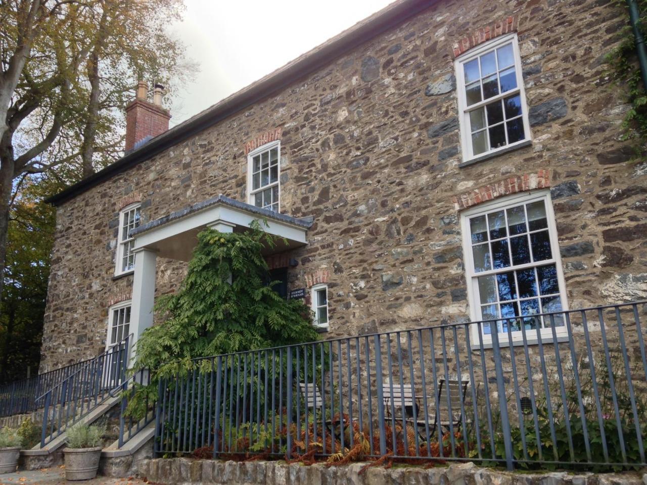 The Farmhouse At Bodnant Welsh Food Bed & Breakfast Conwy Exterior photo